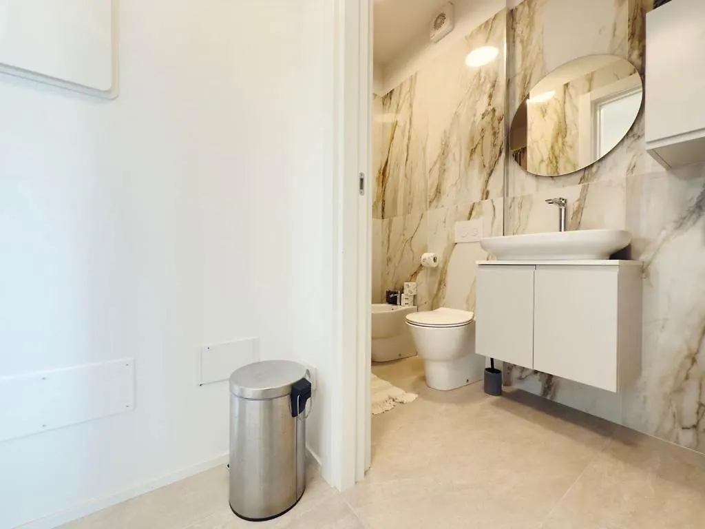 Homeby, Casa Raffaele 0*, ミラノ イタリア
